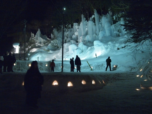 青だるの樹氷