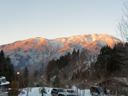 夕日に染まった大木場の辻